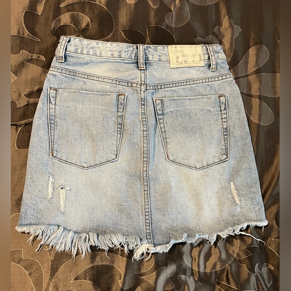 One Teaspoon Light Blue Distressed Denim Mini Skirt Women’s size 26/ Small - Picture 9 of 12